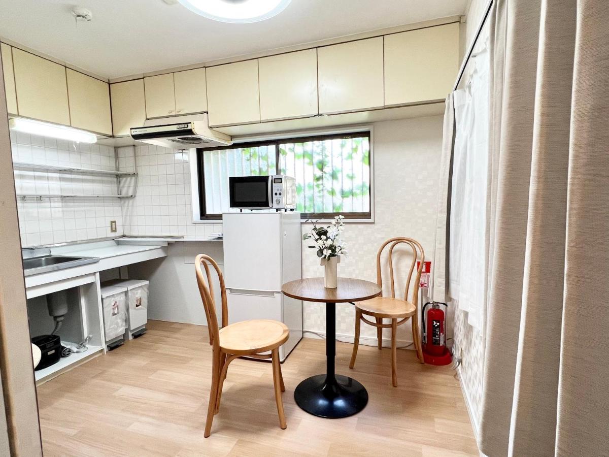 Tranquil House With 3 Bedrooms 7min To Metro Straight To Shinjuku And Shibuya Hébergement de vacances *