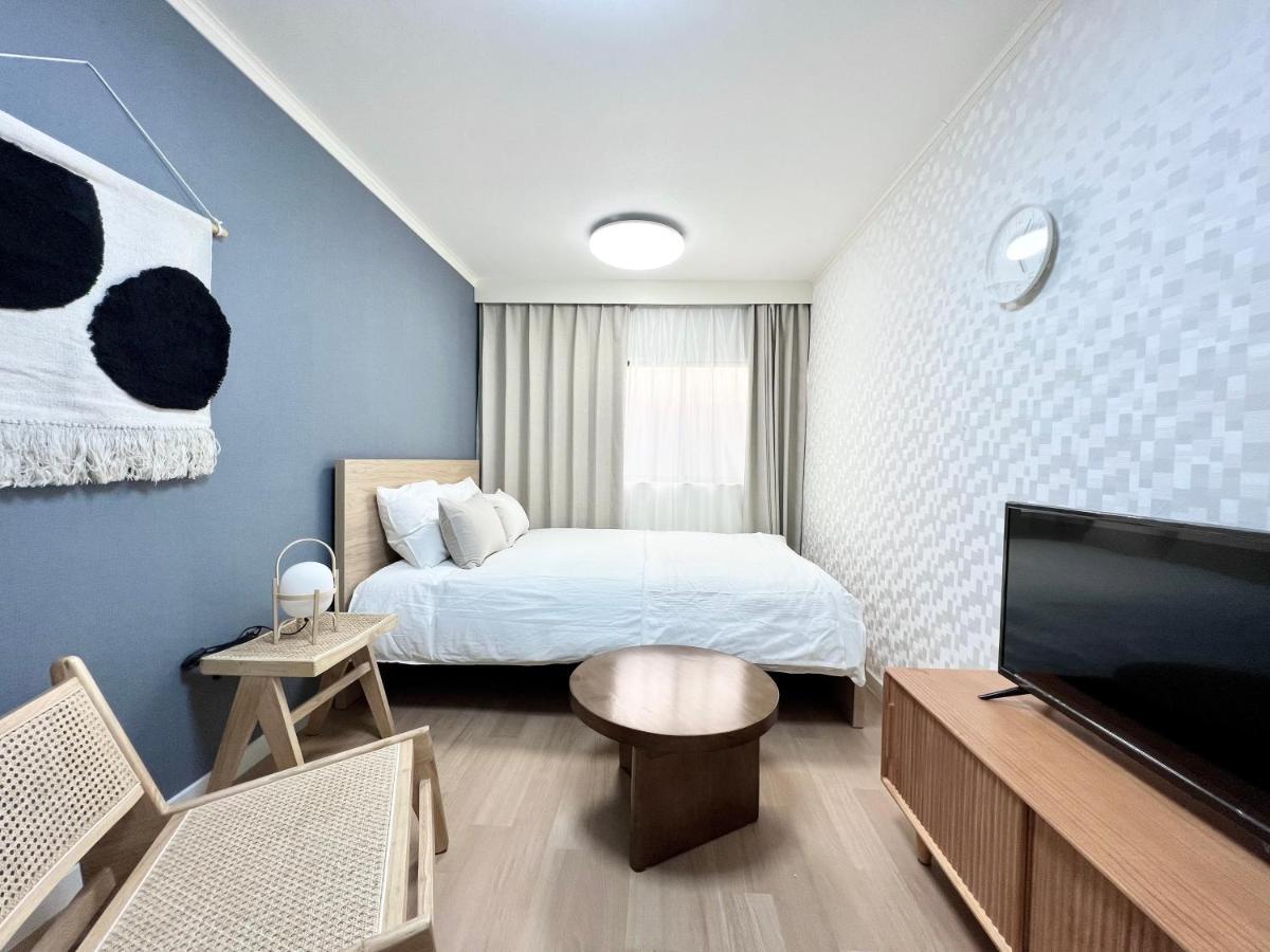 Tranquil House With 3 Bedrooms 7min To Metro Straight To Shinjuku And Shibuya Hébergement de vacances *